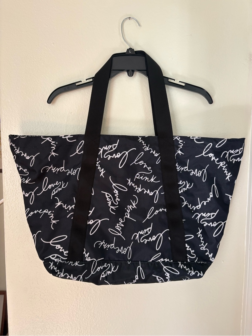 Victoria Secret VS Love Pink Script Black & White Zipper Duffle Tote Weekend Bag